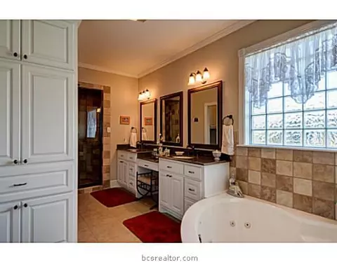 6977 Gemstone, Bryan, TX 77808 photo 8