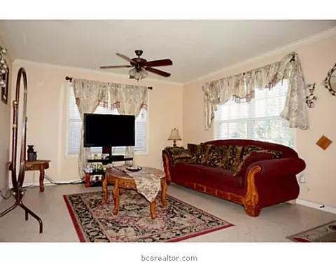1328 Celias Dream, Bryan, TX 77803 photo 3