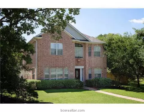 5601 Hampton Ct, Bryan, TX 77802 photo 1