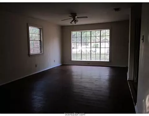 607 Olive St, Bryan, TX 77801 photo 3