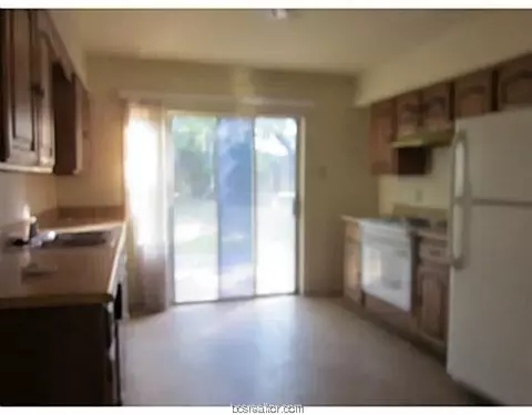 607 Olive St, Bryan, TX 77801 photo 4