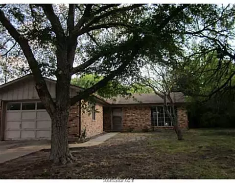 607 Olive St, Bryan, TX 77801 photo 1