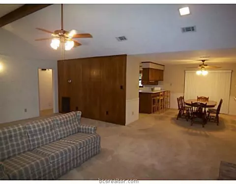 2312 Windsor Dr, Bryan, TX 77802 photo 5