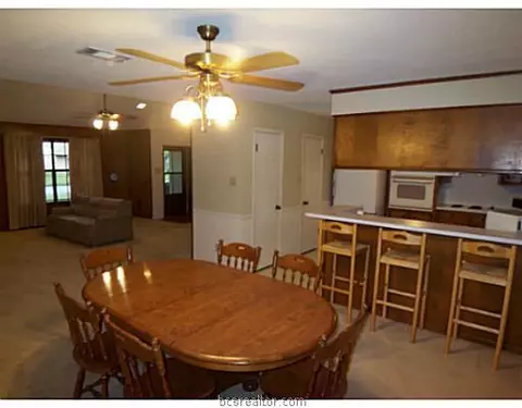 2312 Windsor Dr, Bryan, TX 77802 photo 7