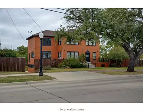 608 S Bryan Ave, Bryan, TX 77803 photo 2