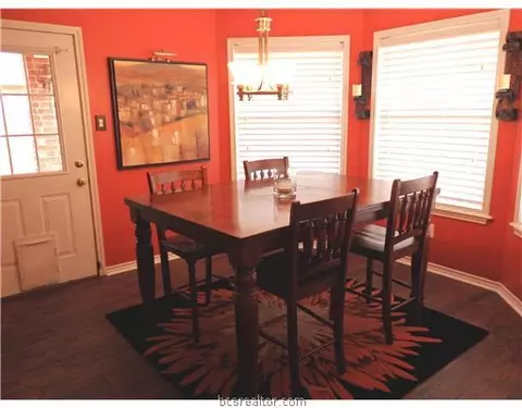 3908 Brighton Dr, Bryan, TX 77802 photo 10