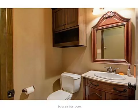 4847 Blazing, Bryan, TX 77808 photo 12