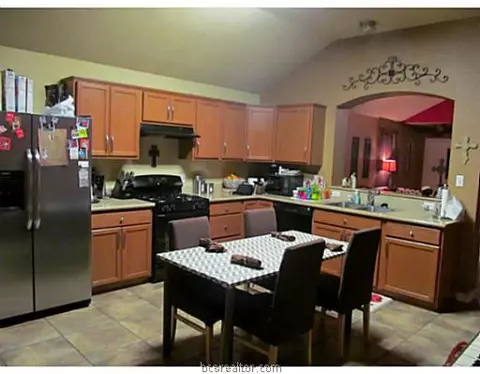 2027 Mountain Wind Loop, Bryan, TX 77807 photo 3