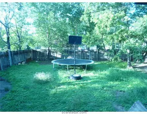 608 Wj Bryan W, Bryan, TX 77803 photo 3