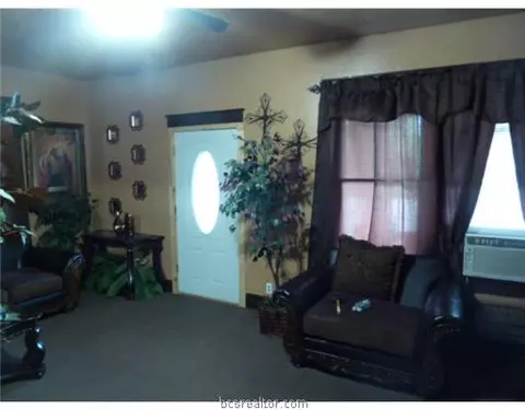 608 Wj Bryan W, Bryan, TX 77803 photo 4