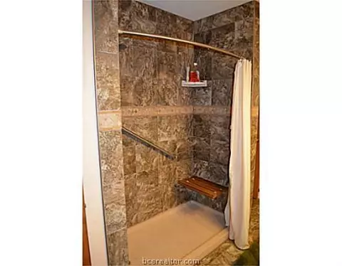 902 E 27th St, Bryan, TX 77803 photo 9