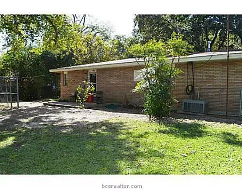 902 E 27th St, Bryan, TX 77803 photo 15