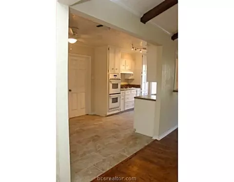 2905 Oakside Dr, Bryan, TX 77802 photo 6