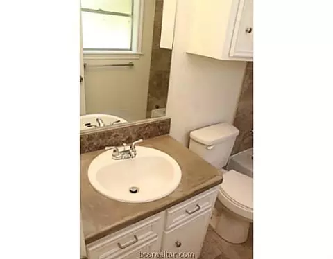 2905 Oakside Dr, Bryan, TX 77802 photo 23