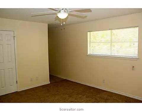 2905 Oakside Dr, Bryan, TX 77802 photo 18