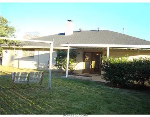 802 Avondale Ave, Bryan, TX 77802 photo 17