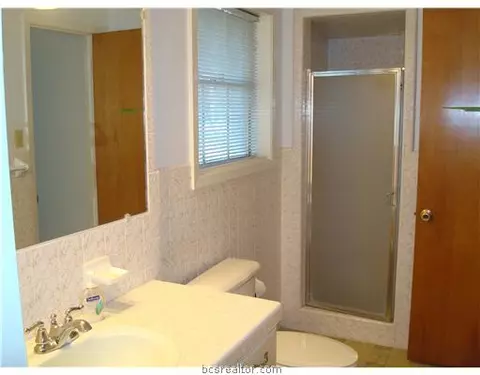 802 Avondale Ave, Bryan, TX 77802 photo 12