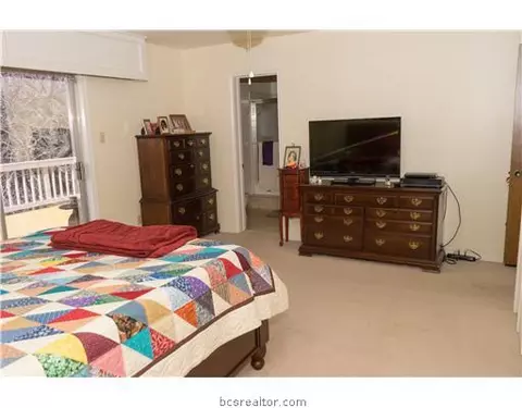 2705 Pinehurst Cir, Bryan, TX 77802 photo 14