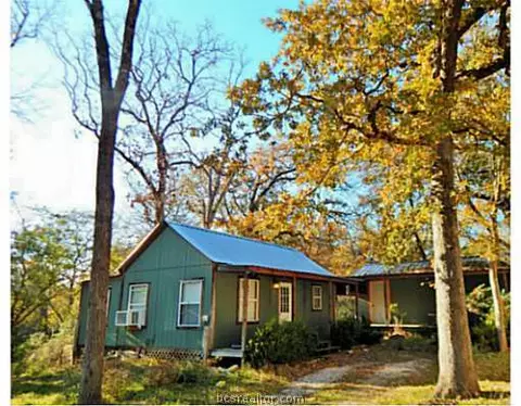 11748 Grassbur Rd, Bryan, TX 77808 photo 1