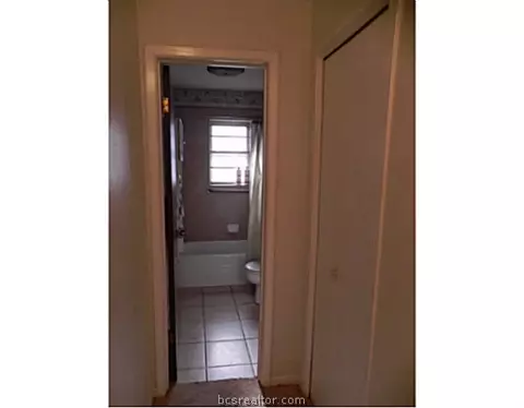 903 Cedar Cir, Bryan, TX 77803 photo 11