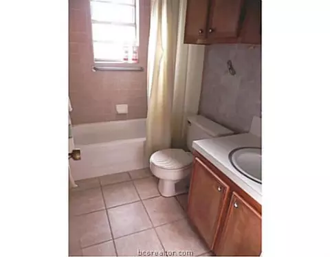 903 Cedar Cir, Bryan, TX 77803 photo 13