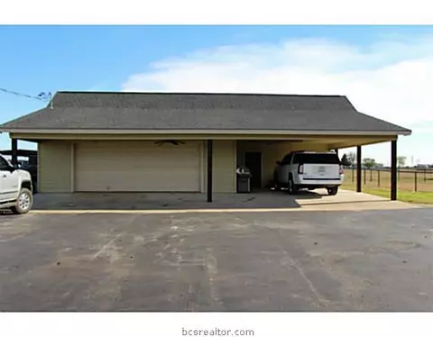 3370 Mancuso Rd, Bryan, TX 77808 photo 3