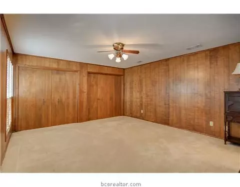 2707 Pinehurst Cir, Bryan, TX 77802 photo 12