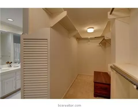2707 Pinehurst Cir, Bryan, TX 77802 photo 10