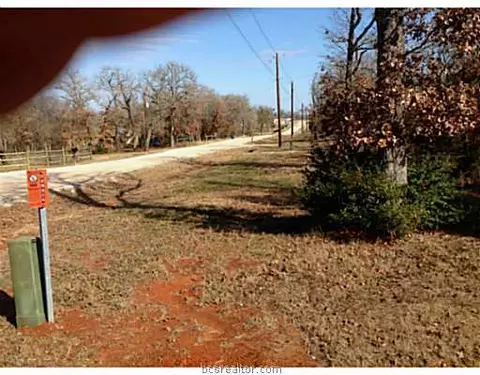 900 Deer Hill Dr, Bryan, TX 77807 photo 14