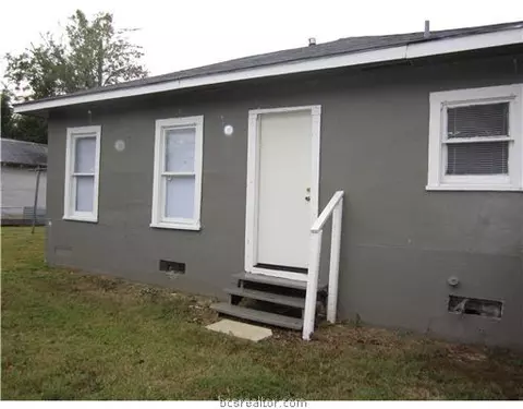 105 Midway, Bryan, TX 77801 photo 11