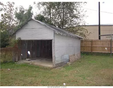 105 Midway, Bryan, TX 77801 photo 13