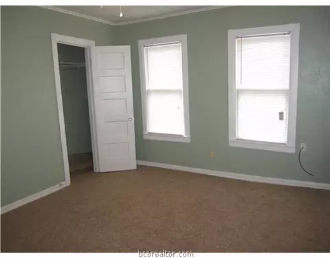 105 Midway, Bryan, TX 77801 photo 8