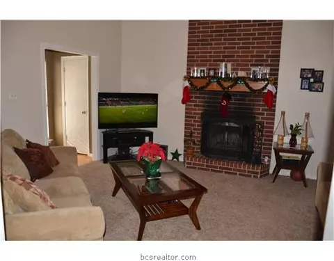 4607 Brompton, Bryan, TX 77802 photo 9