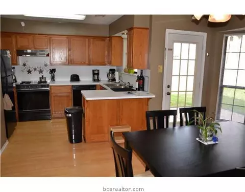 4607 Brompton, Bryan, TX 77802 photo 4