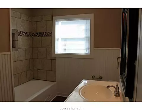 1405 E 29th St, Bryan, TX 77802 photo 15