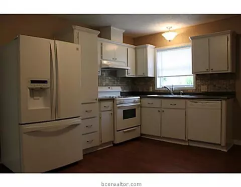 1405 E 29th St, Bryan, TX 77802 photo 7