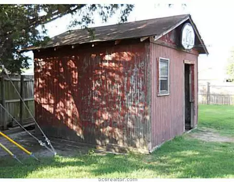 2521 Bexar Grass, Bryan, TX 77802 photo 13