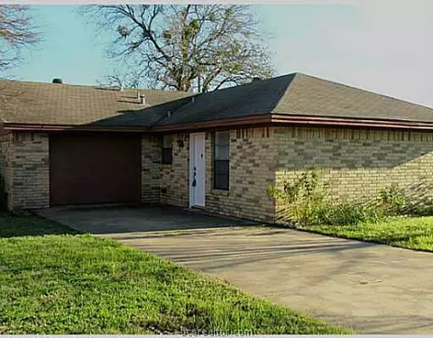 809 Blanco Ln, Bryan, TX 77801 photo 1
