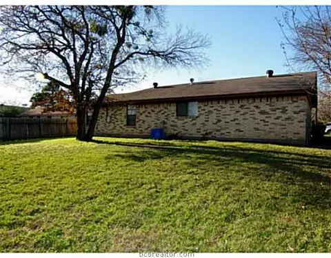 809 Blanco Ln, Bryan, TX 77801 photo 8