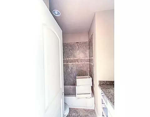 516 Jefferson St, Bryan, TX 77801 photo 17