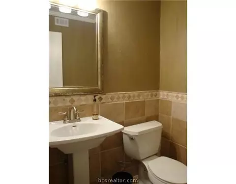 2839 Oakside, Bryan, TX 77802 photo 12