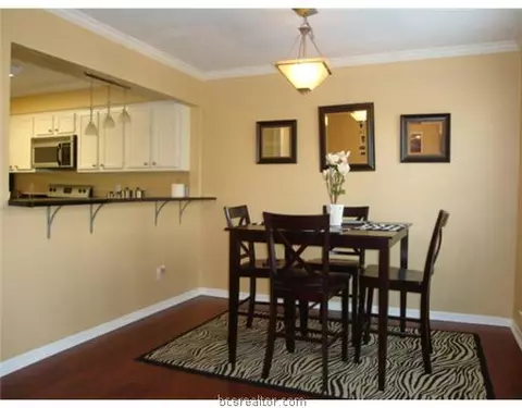 2839 Oakside, Bryan, TX 77802 photo 6