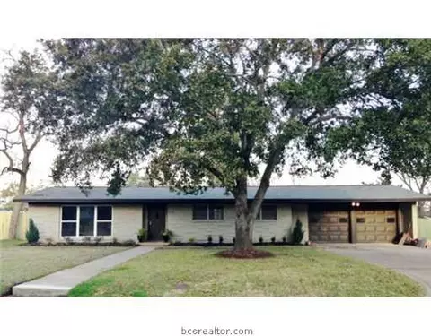 302 Dunn St, Bryan, TX 77801 photo 1