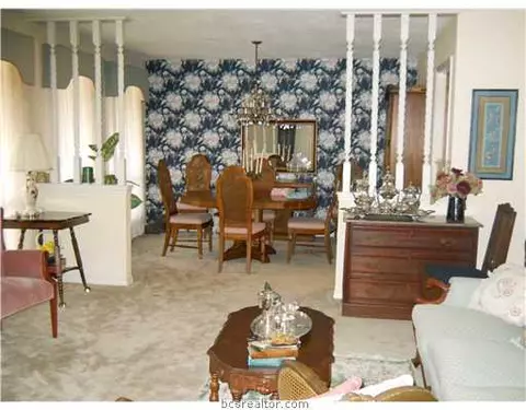 2500 Oak Cir, Bryan, TX 77802 photo 8
