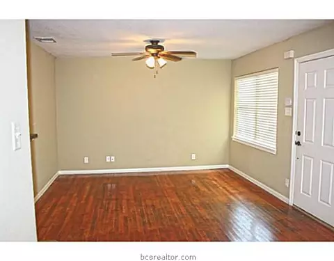 4328 Culpepper Dr, Bryan, TX 77801 photo 4