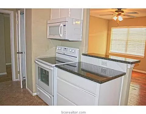 4328 Culpepper Dr, Bryan, TX 77801 photo 8