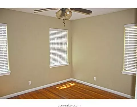 4328 Culpepper Dr, Bryan, TX 77801 photo 11