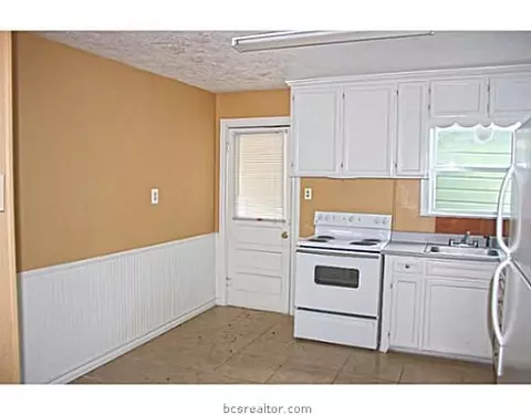 307 Day, Bryan, TX 77801 photo 9
