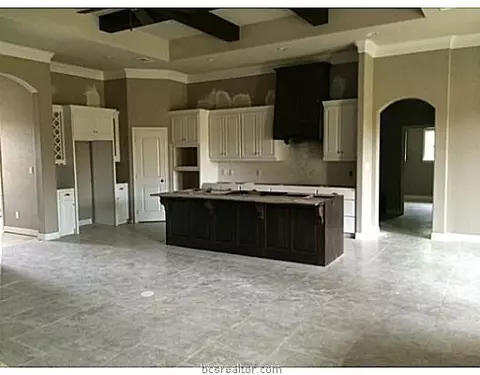 3312 Covington Ct, Bryan, TX 77808 photo 2