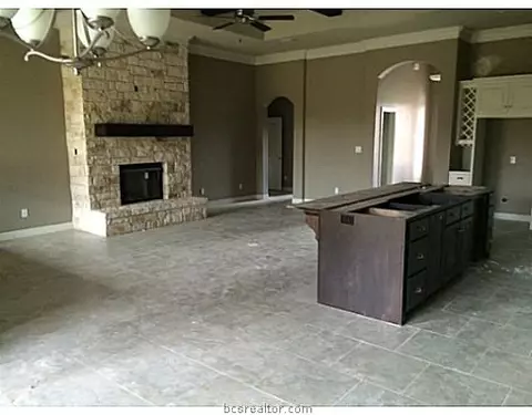 3312 Covington Ct, Bryan, TX 77808 photo 5